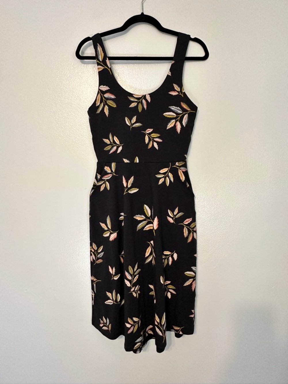 Pact Organic Fit and Flare Shorty Midi Dress Golden Hour Leaves Size Small